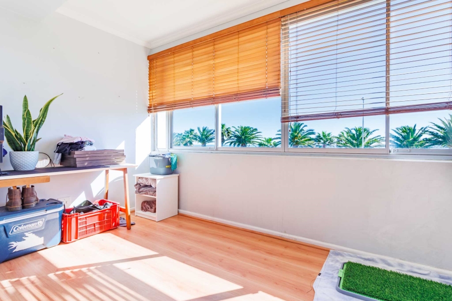 To Let 1 Bedroom Property for Rent in Mouille Point Western Cape
